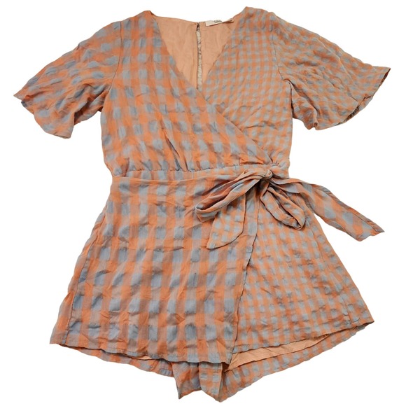 Talulah Women's Peach‎ & Blue Gingham Wrap Tie Waist Short Sleeve Romper. Size M - Picture 1 of 13